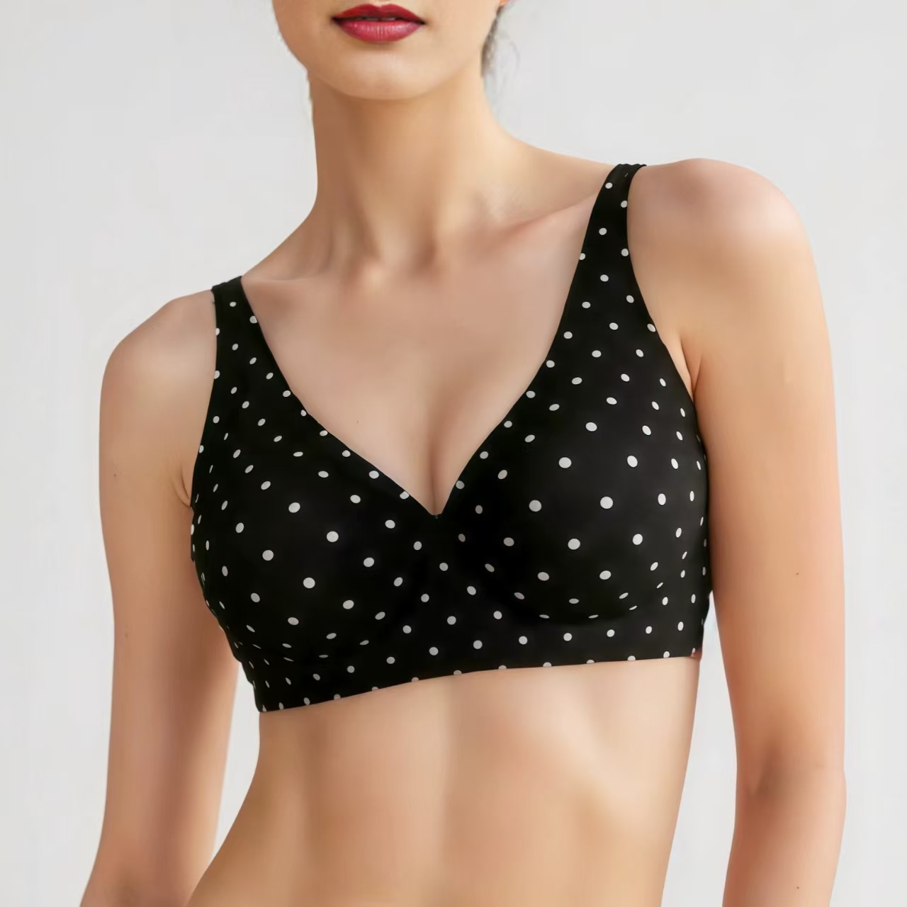 Бюстгальтеры Leopard Wireless  – обзор и цена T Shirt Bra Seamless